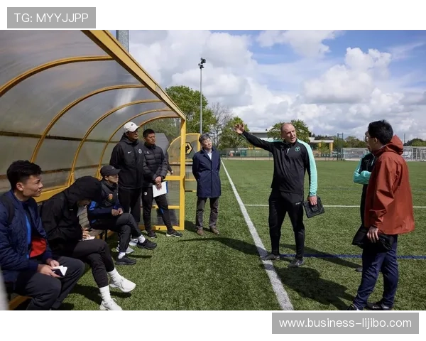 马赛青训新星纳迪尔崛起引发英超俱乐部高度关注 马赛青训新星纳迪尔崛起引发英超俱乐部高度关注